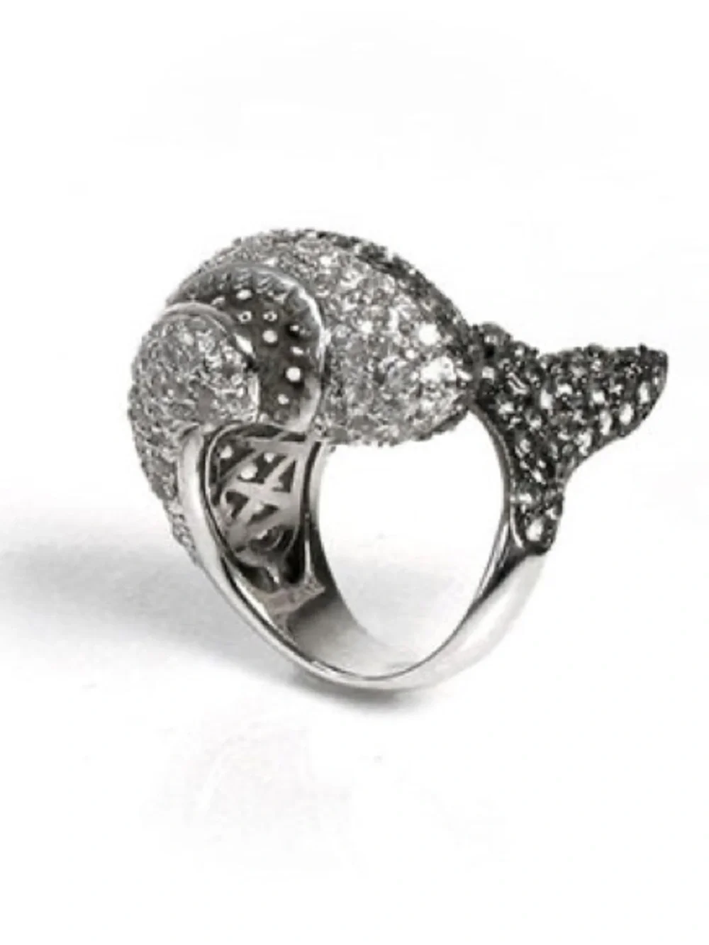 nOir Jewelry Natalie the Shark Ring NWT Size 6